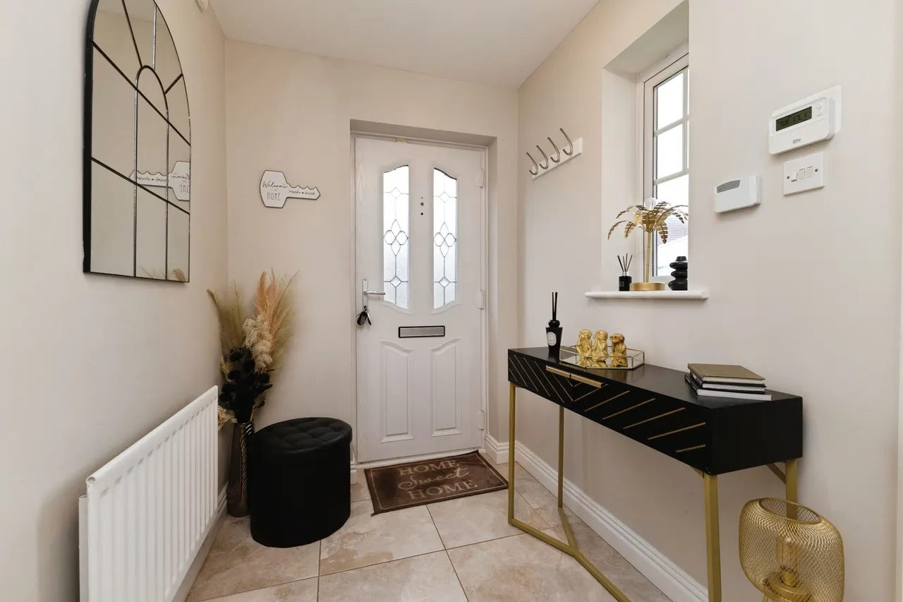 Trevose Close, Redcar, TS10, photo 2
