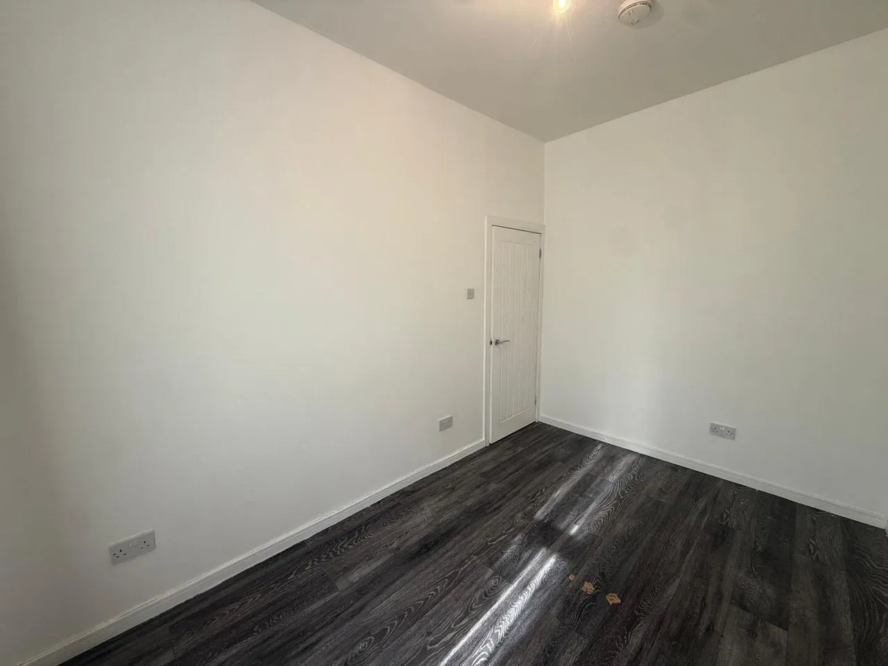 Seven Sisters Road, London, N4, photo 4