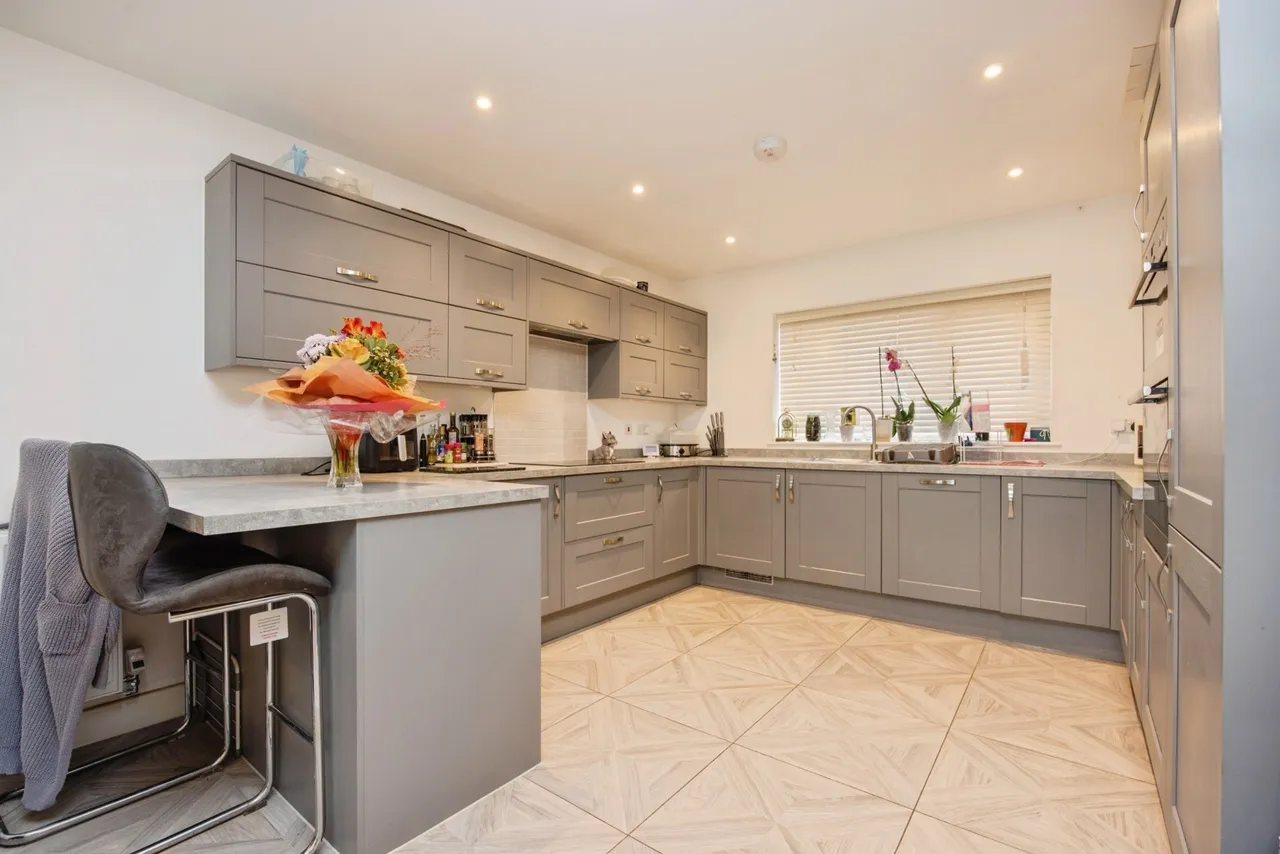 Kober Way, St. Austell, PL25, photo 6