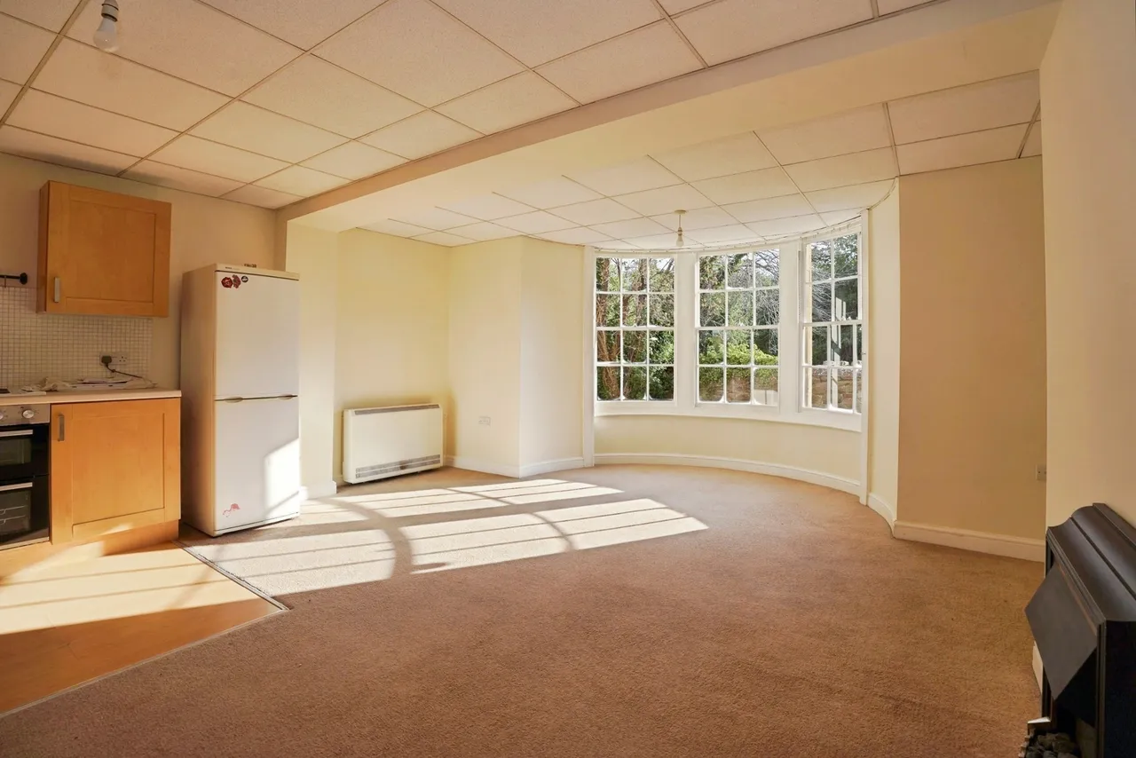 High Street, Shirehampton, BS11, photo 2
