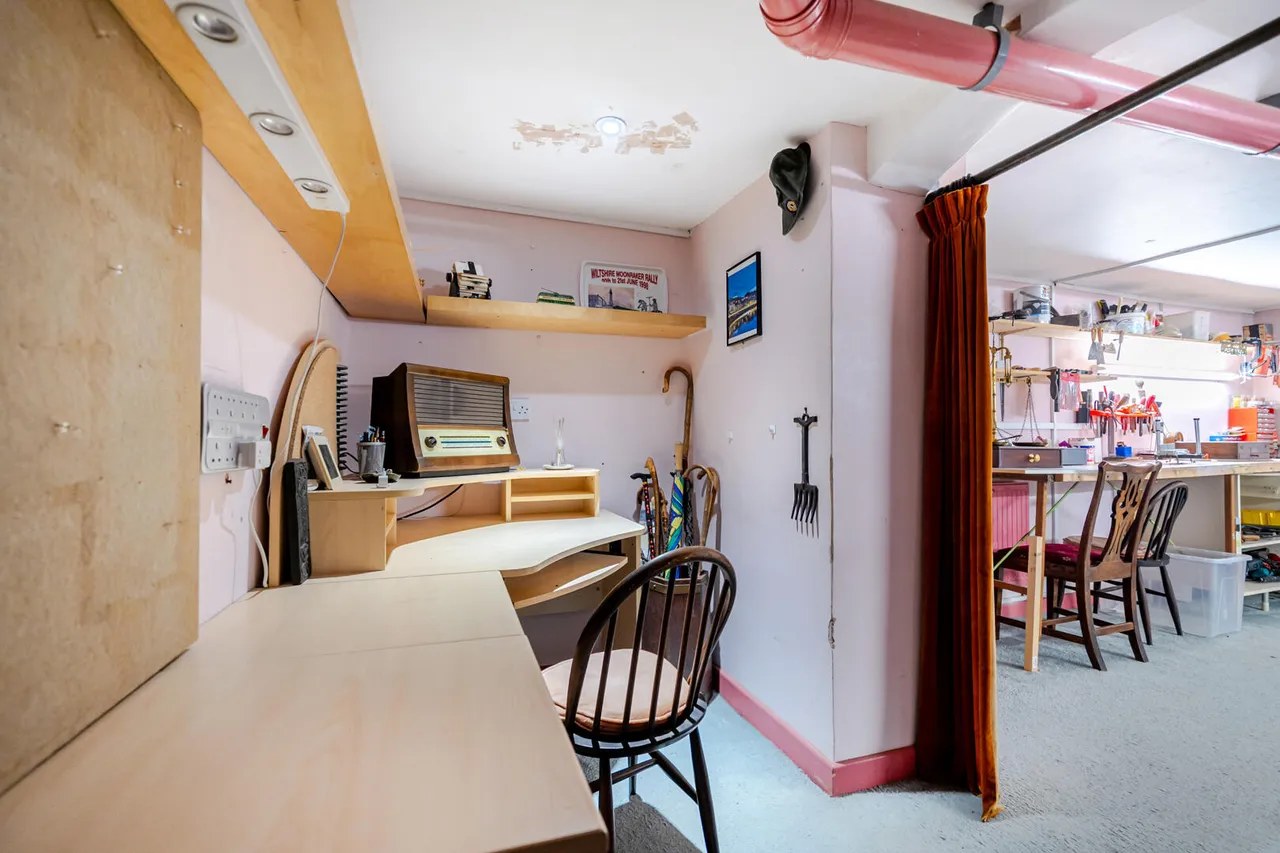 Long Street, Devizes, SN10, photo 18