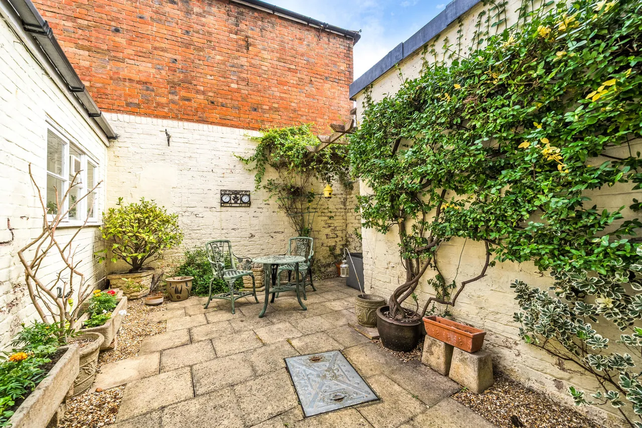 Long Street, Devizes, SN10, photo 7