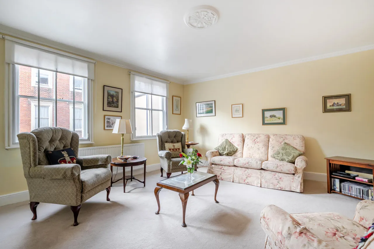 Long Street, Devizes, SN10, photo 9