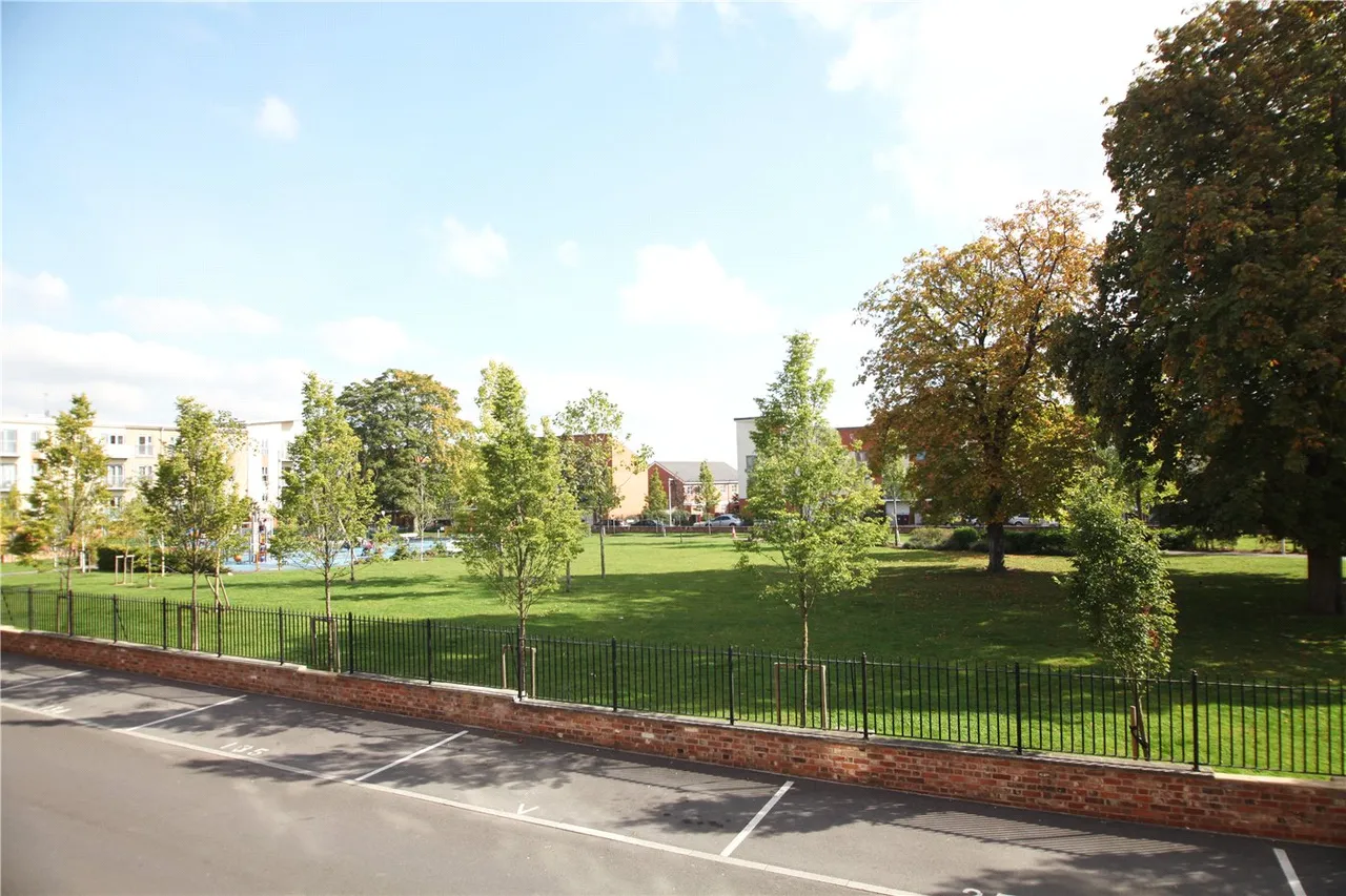 Battle Square, Reading, RG30, photo 3