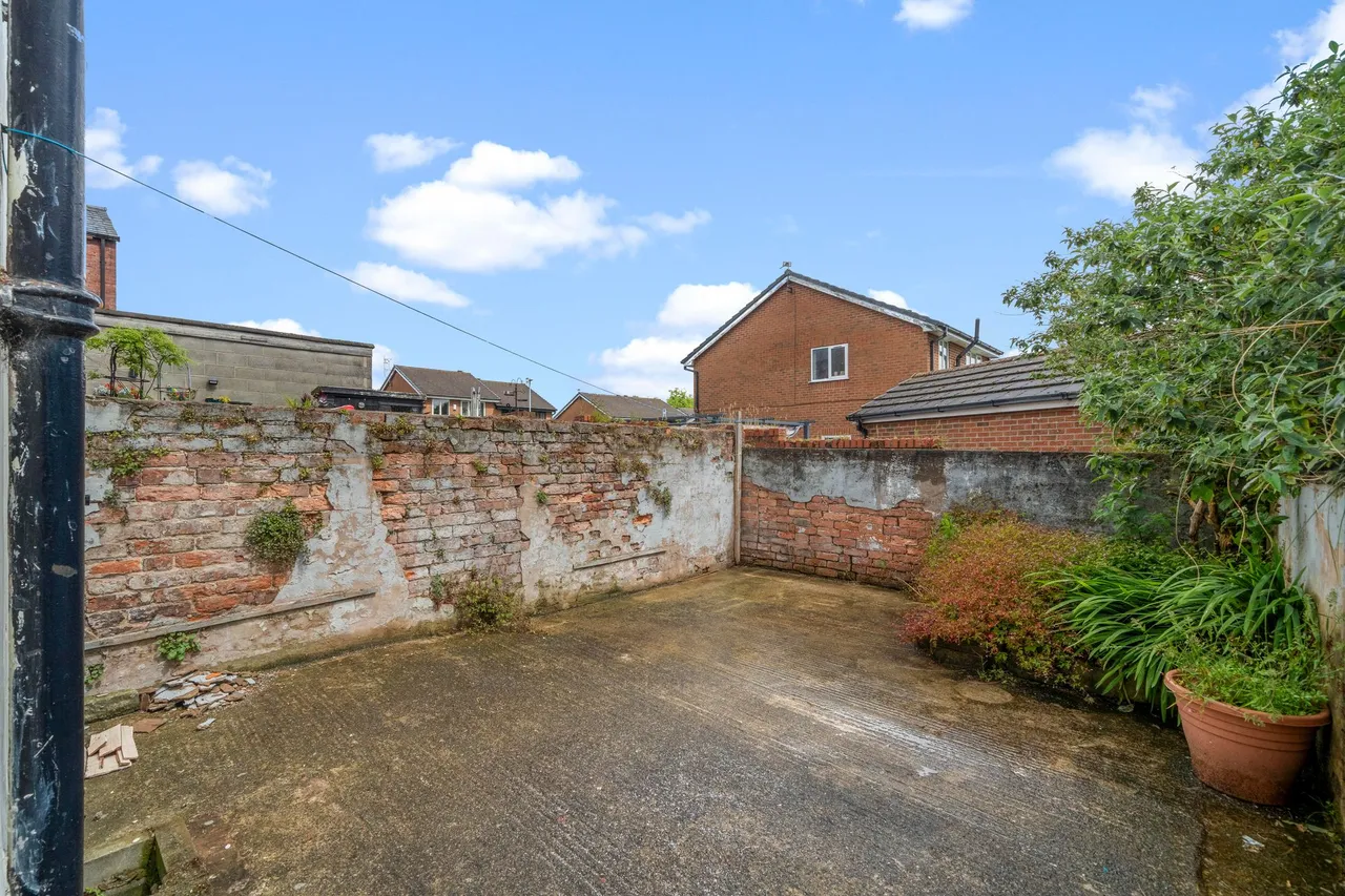 Rectory Road, Ashton-in-Makerfield, Wigan, Wigan, WN4 0QD, photo 14