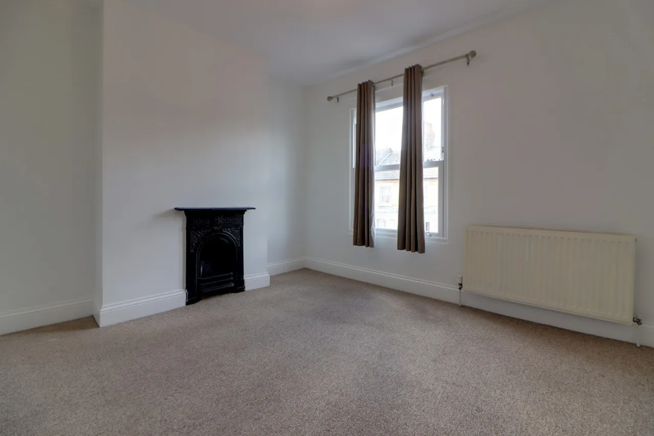 Queens Road, PE2, photo 8