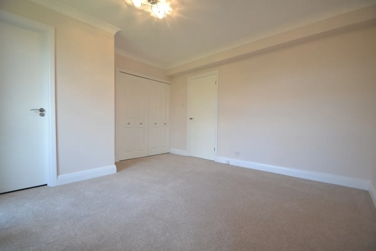 Grosvenor Drive Maidenhead SL6, photo 7