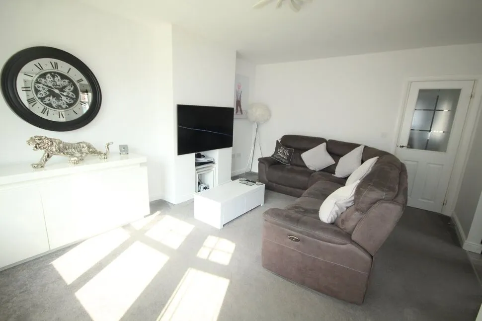 Merrington Avenue, Middlesbrough, North Yorkshire, TS5, photo 2