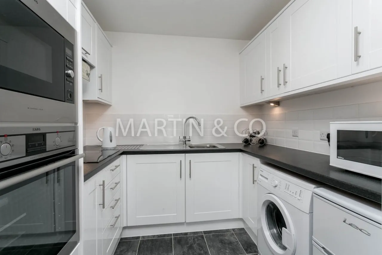 Ennerdale Court, Wanstead, photo 5