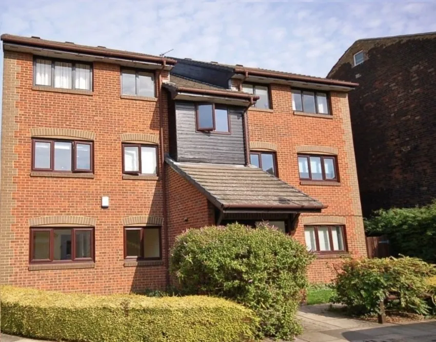 Rothschild Road, W4, photo 5