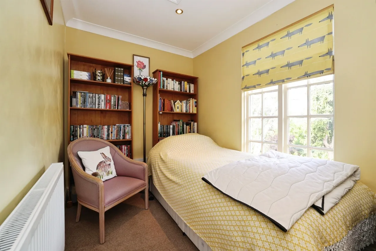 The Green, Calne, SN11, photo 11