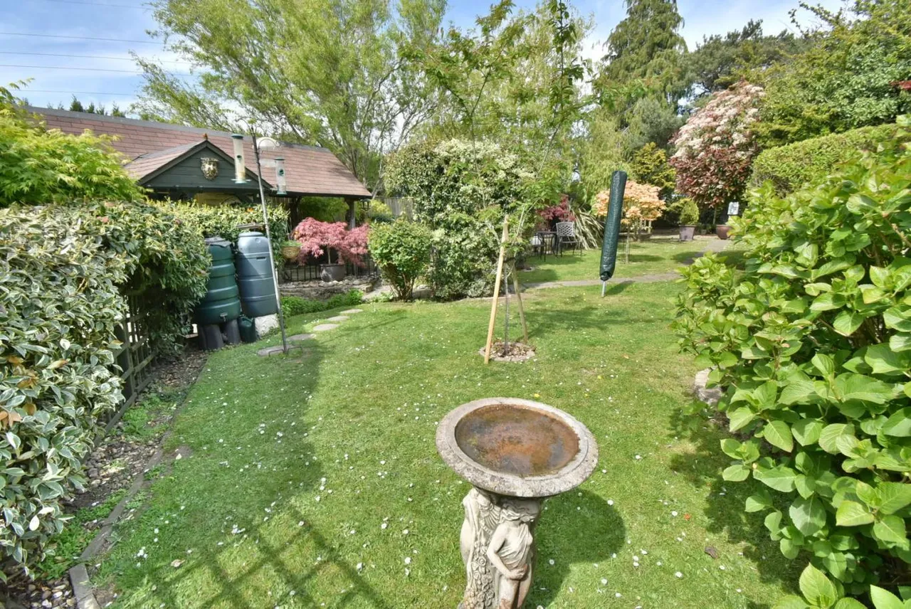 Magna Road, BH11, photo 6