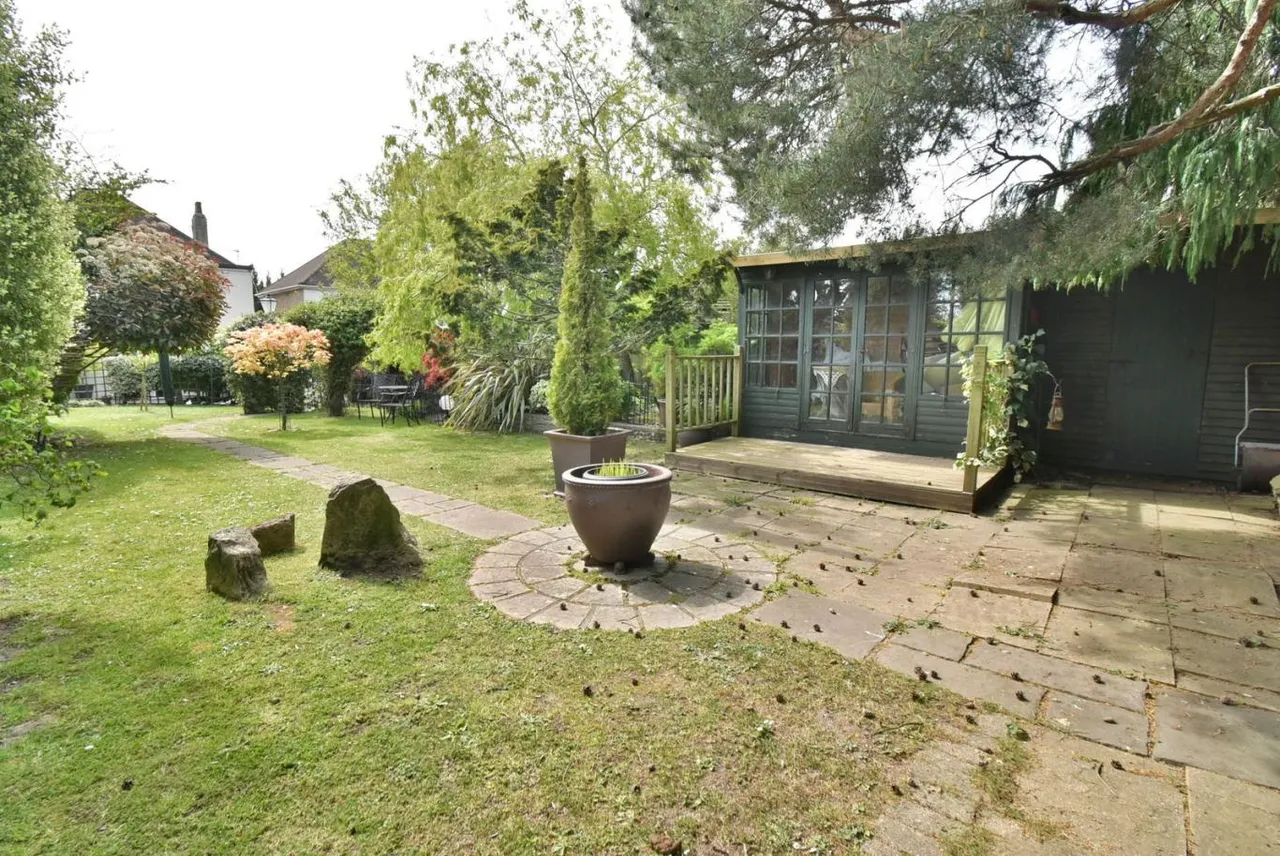 Magna Road, BH11, photo 3