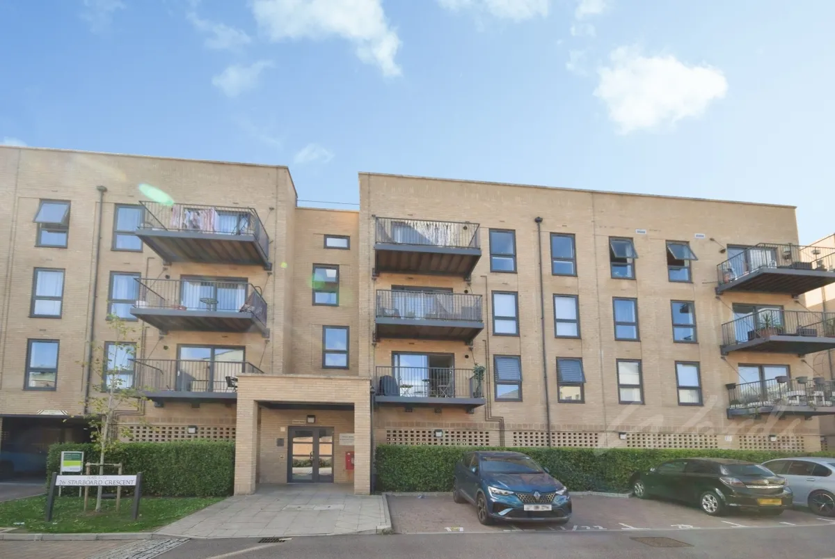 2 bed flat to rent, Starboard Crescent, Chatham, ME4