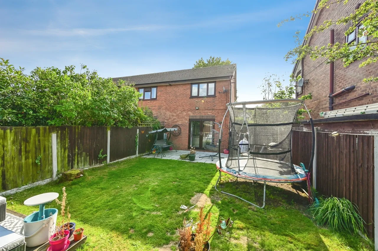 Kestrel Grove, Liverpool, L26, photo 12