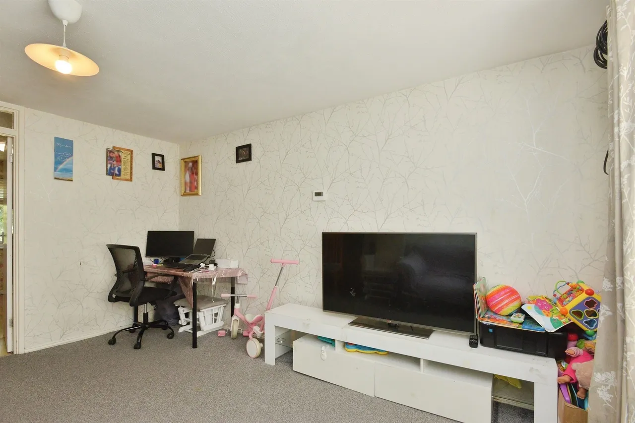 Earls Willow, New Bradwell, Milton Keynes, photo 16