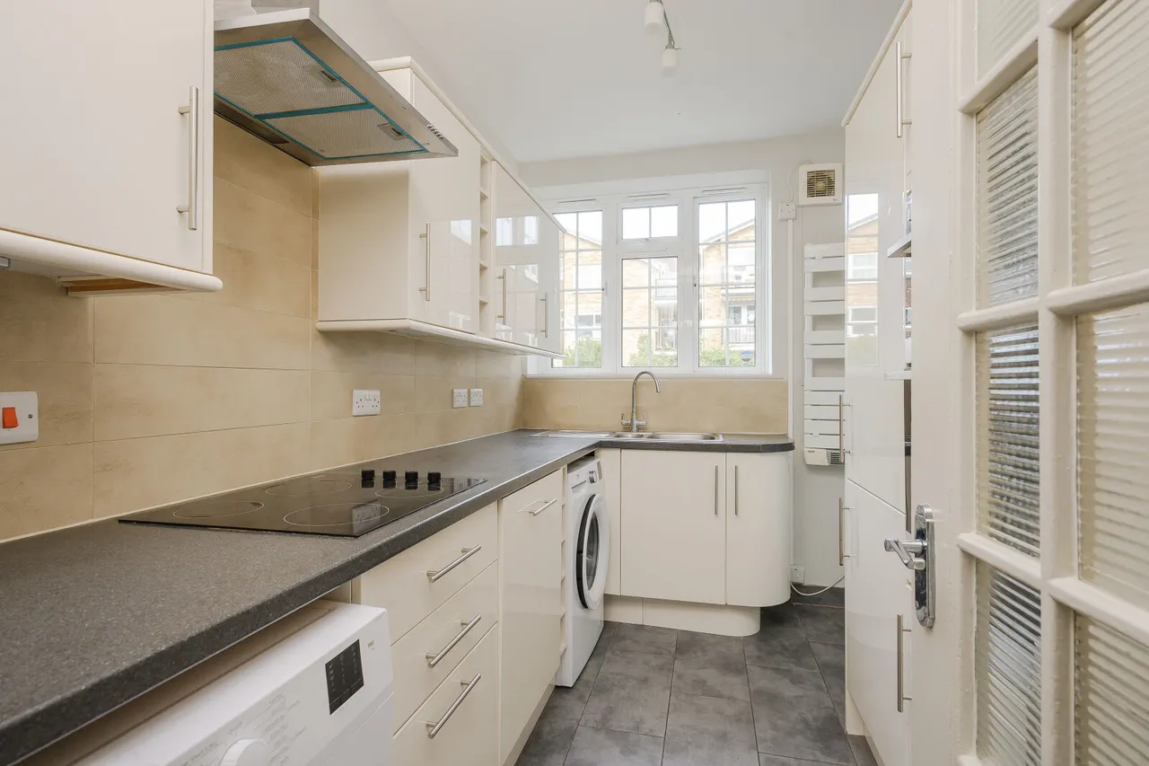 The Downs, London, SW20, photo 4