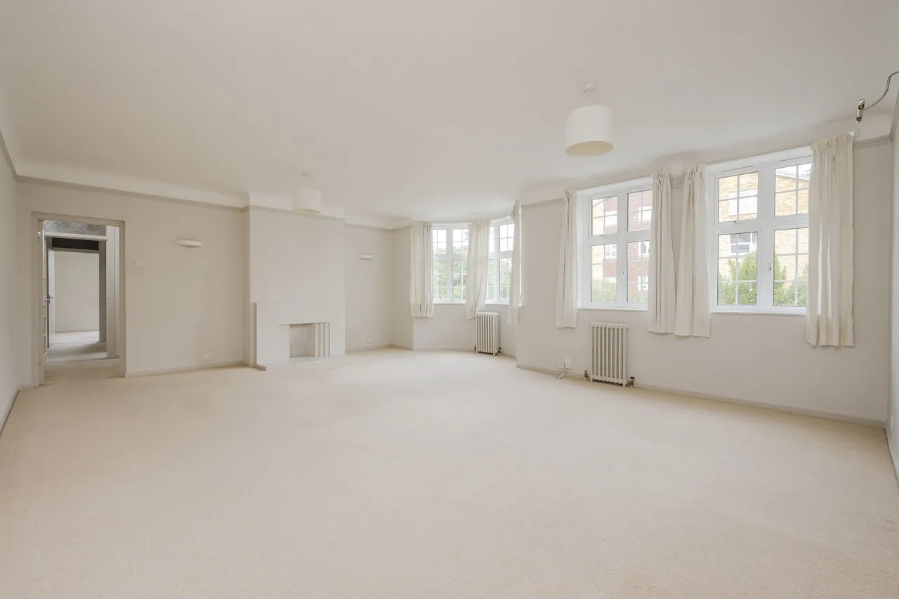 The Downs, London, SW20, photo 2