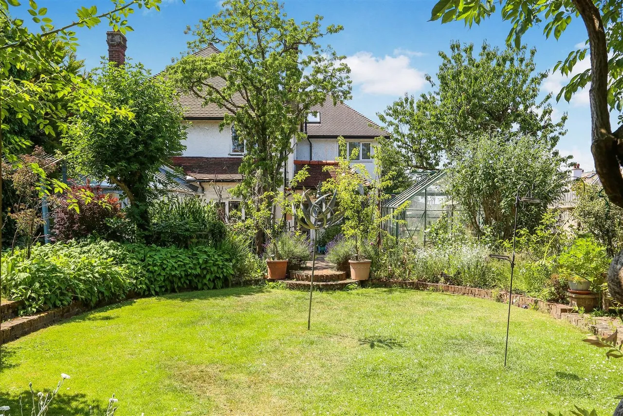 Avenue Road, Sutton, SM2 6JB, photo 21