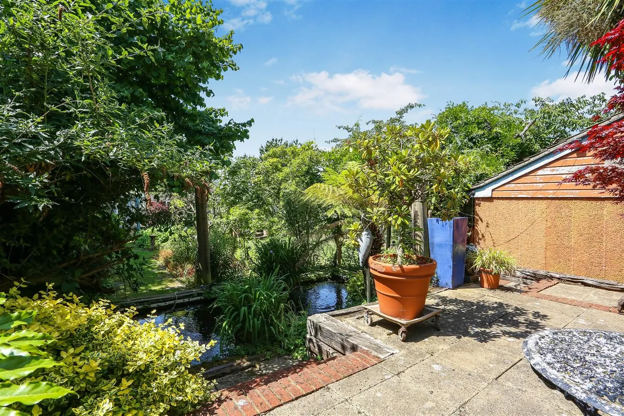 Avenue Road, Sutton, SM2 6JB, photo 39