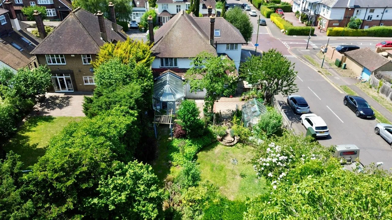 Avenue Road, Sutton, SM2 6JB, photo 22