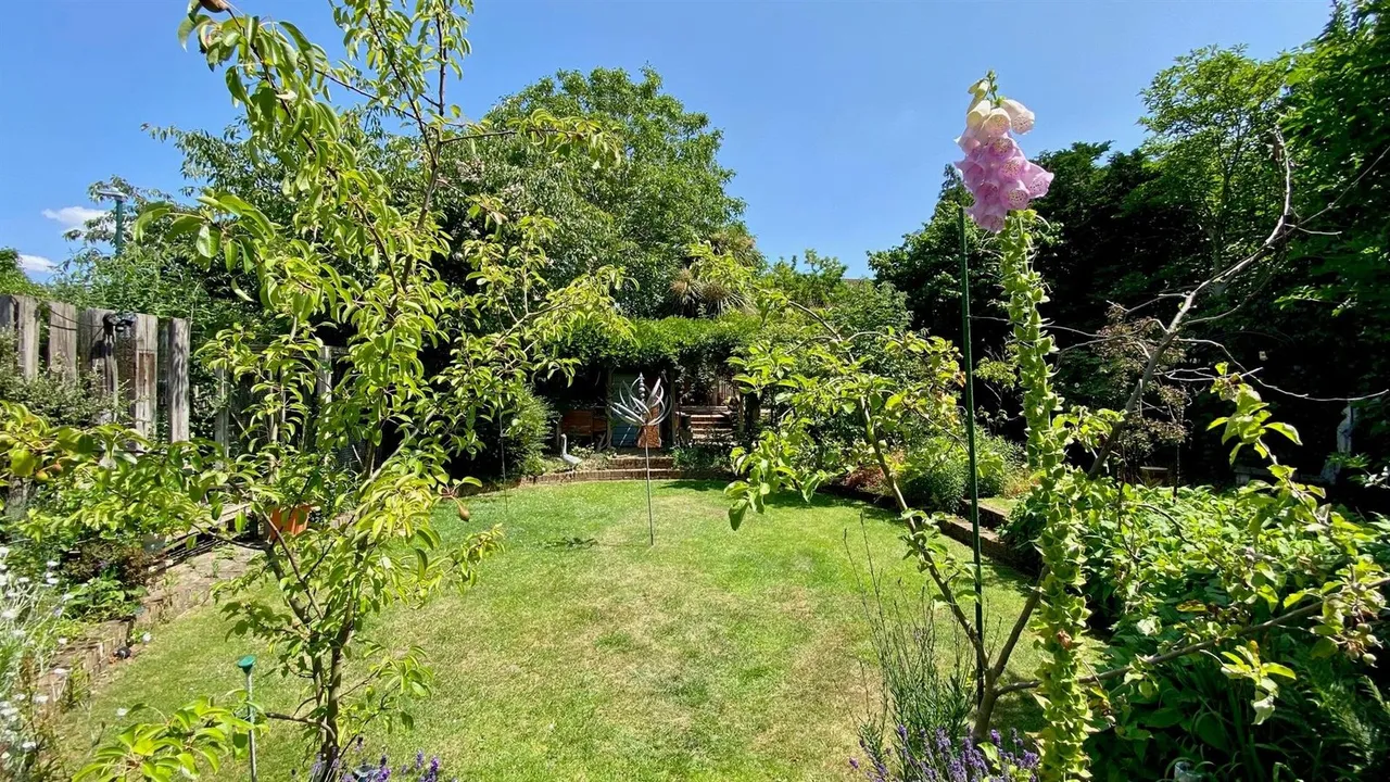 Avenue Road, Sutton, SM2 6JB, photo 16