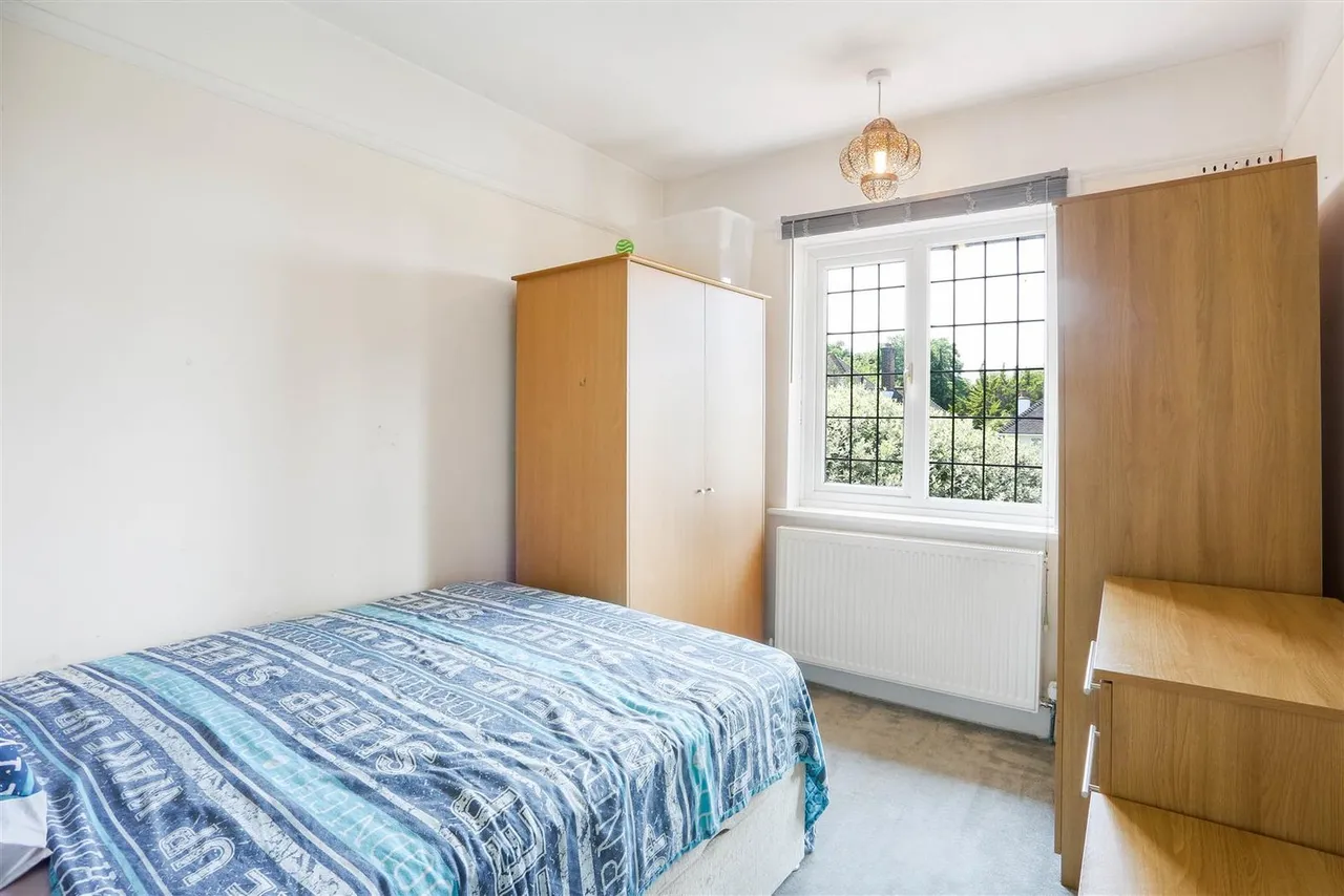 Avenue Road, Sutton, SM2 6JB, photo 38
