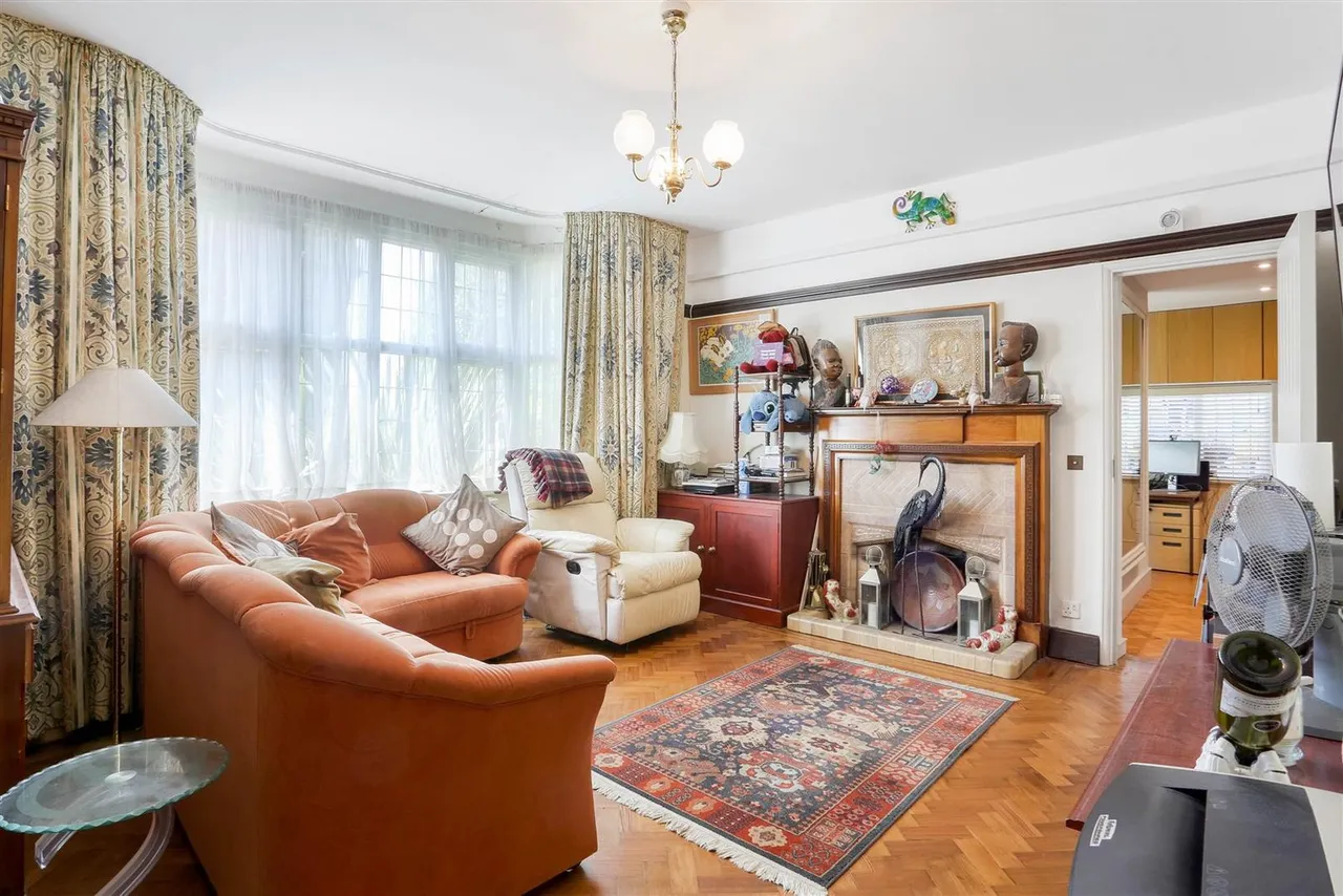 Avenue Road, Sutton, SM2 6JB, photo 8