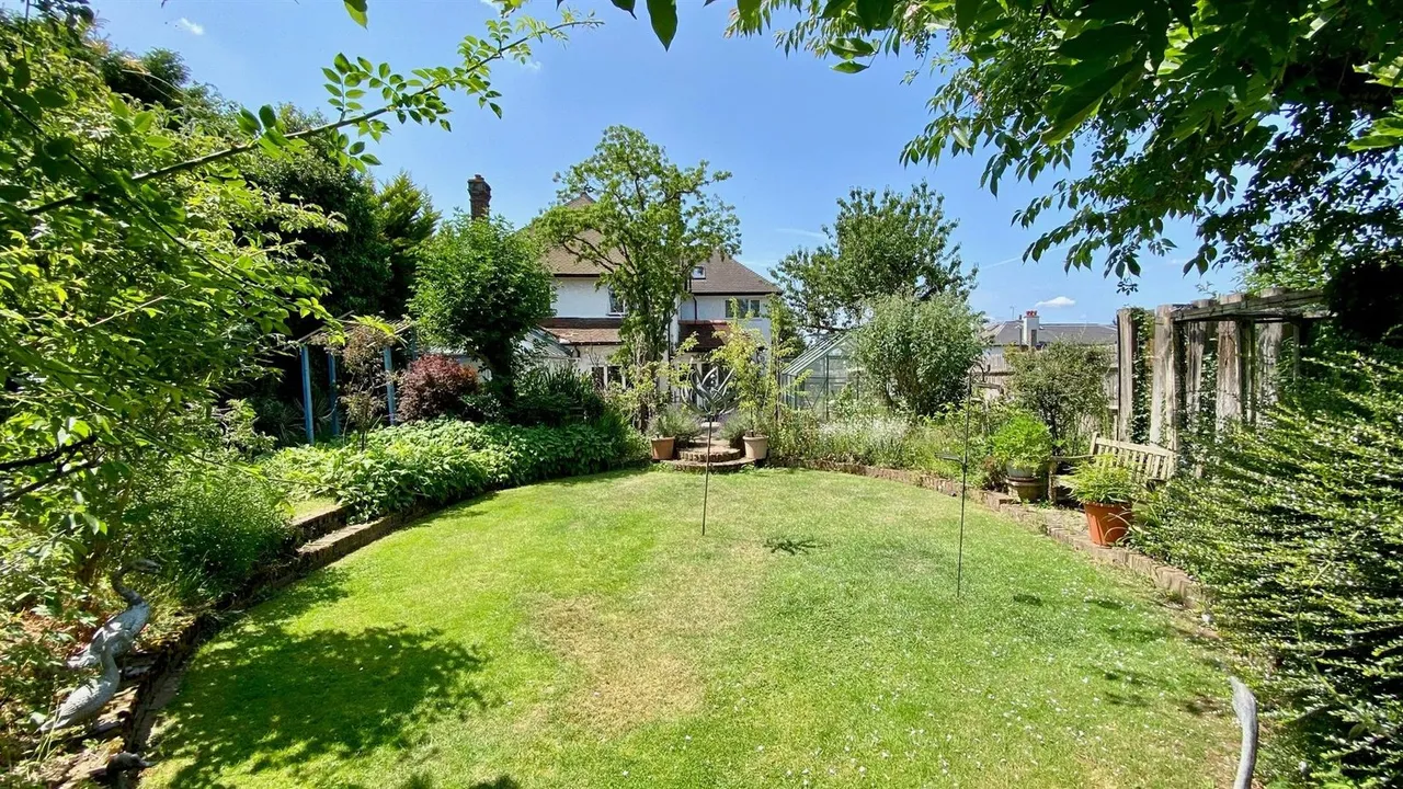 Avenue Road, Sutton, SM2 6JB, photo 20