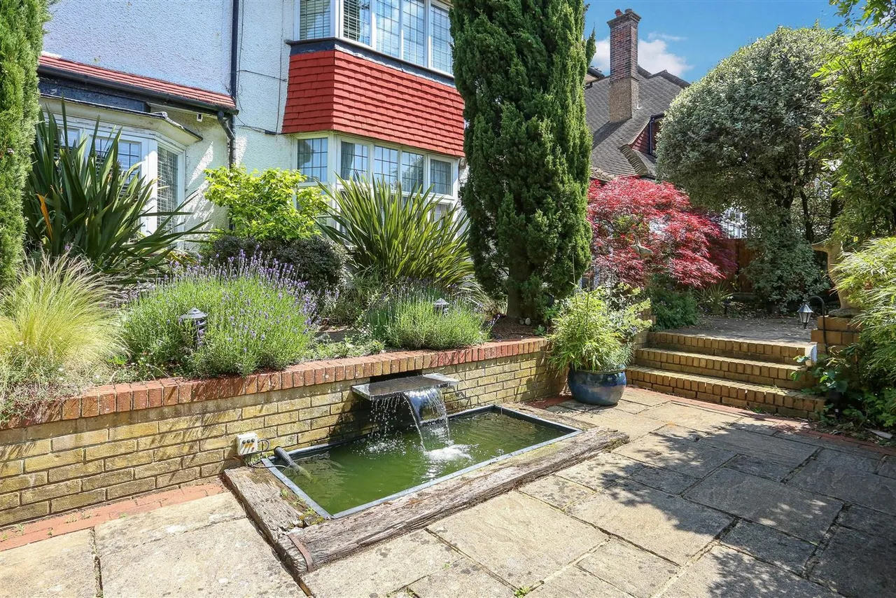 Avenue Road, Sutton, SM2 6JB, photo 2