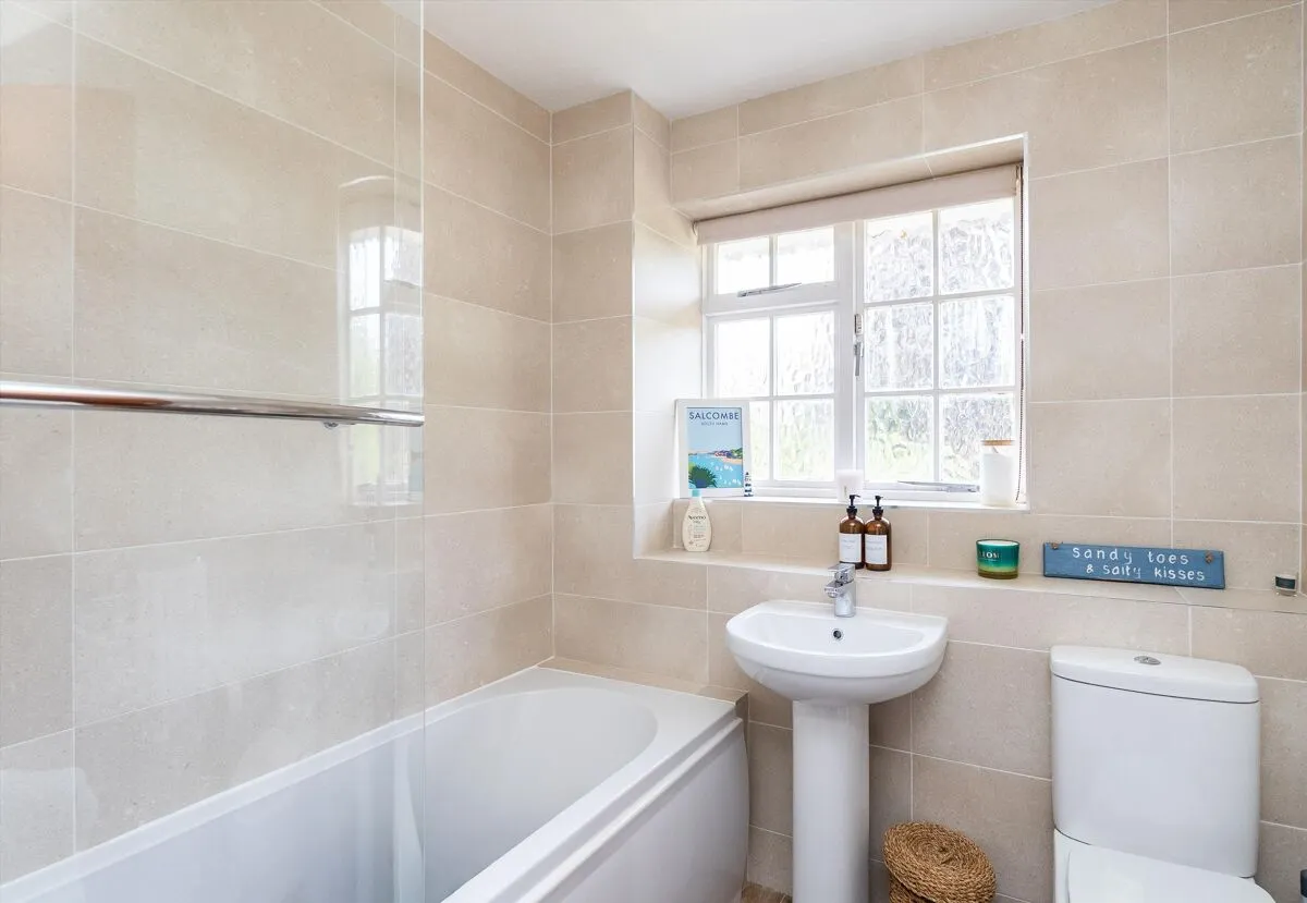 Ashcroft Park, Cobham, KT11, photo 17