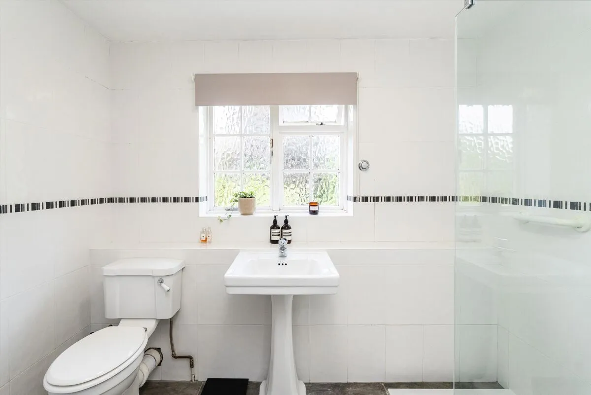 Ashcroft Park, Cobham, KT11, photo 13
