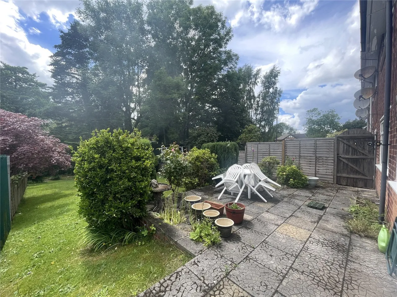 Caldy Road, Handforth, Wilmslow, Cheshire, SK9, photo 16