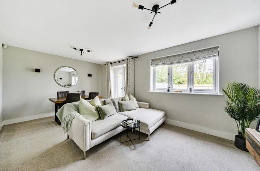 Fox Heath Gardens, Cane End, RG4, photo 2