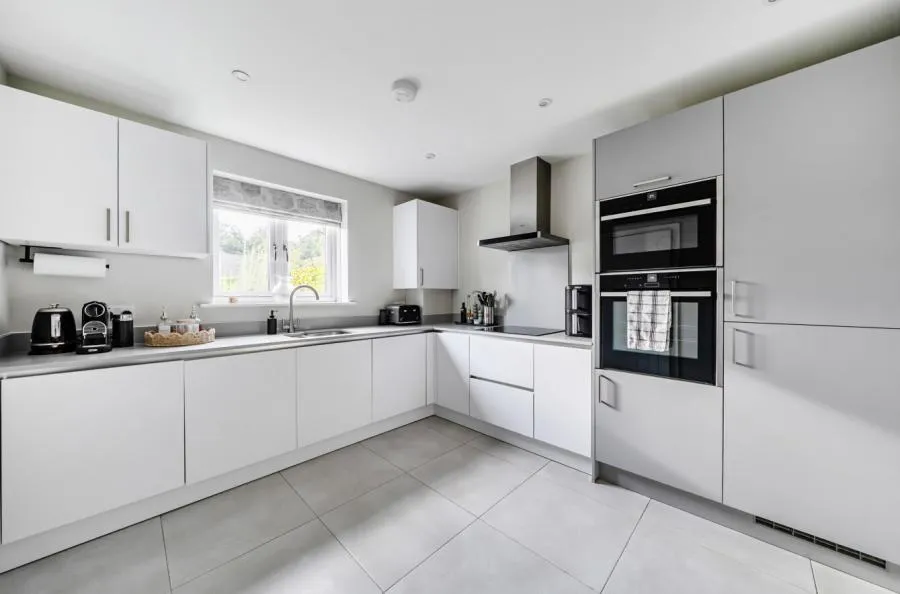 Fox Heath Gardens, Cane End, RG4, photo 4