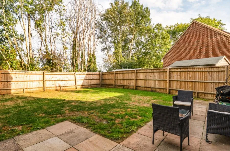 Fox Heath Gardens, Cane End, RG4, photo 5