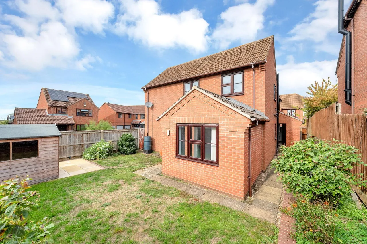 Tobias Grove, Stamford, PE9, photo 17