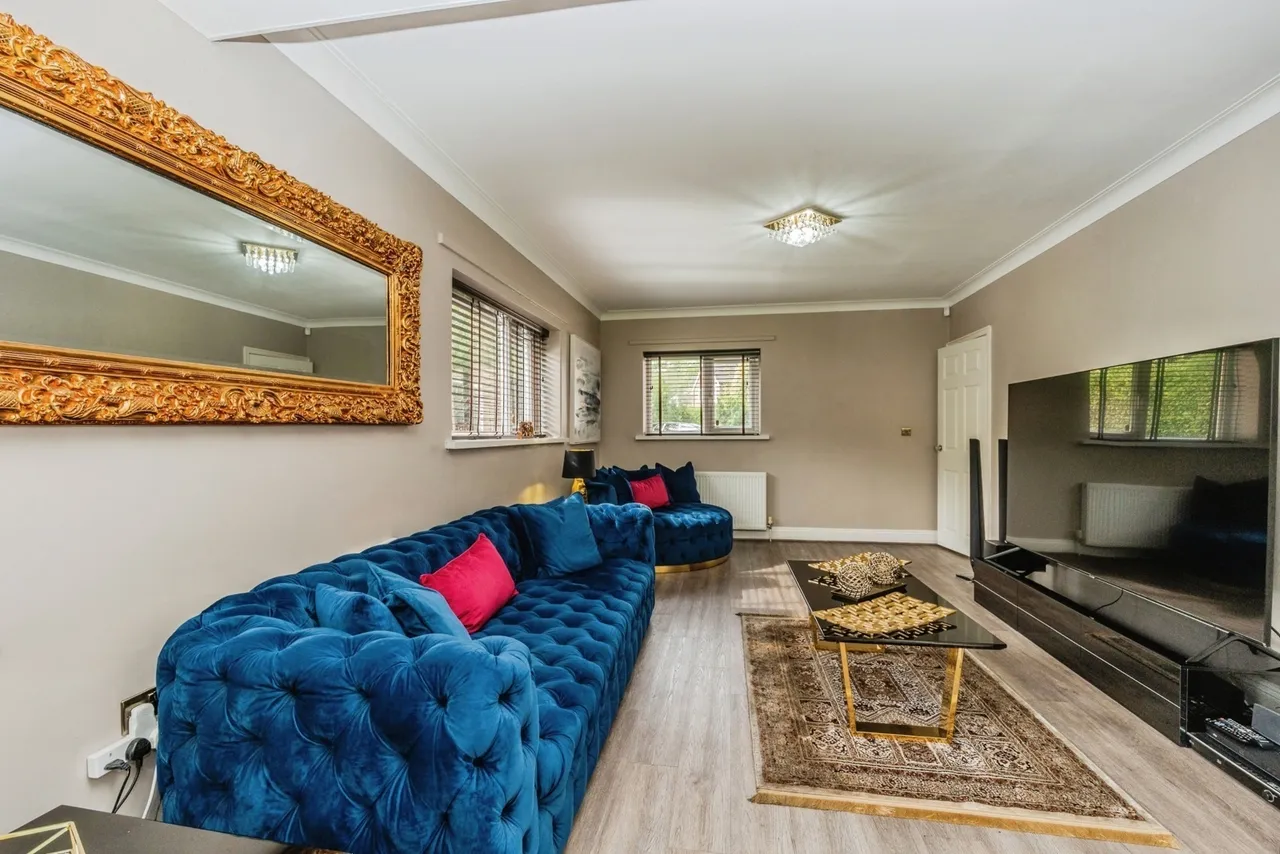 Saxfield Drive, Manchester, Greater Manchester, M23, photo 4