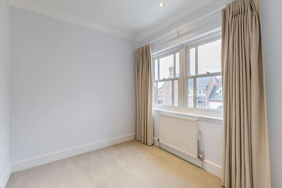 Lime Tree Walk, Virginia Park, GU25, photo 16