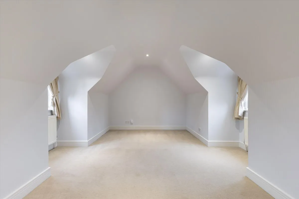 Lime Tree Walk, Virginia Park, GU25, photo 15