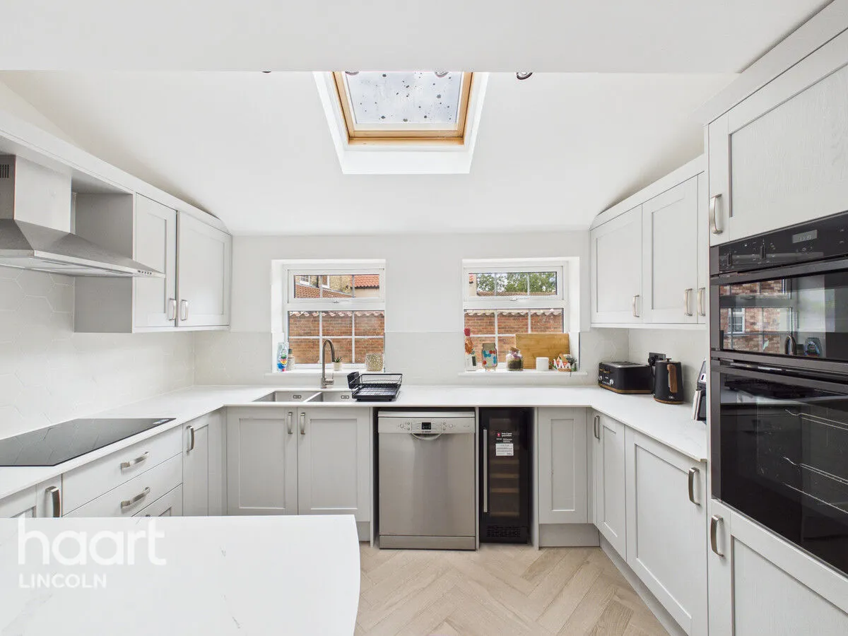 Front Street, Dunston, LN4, photo 8