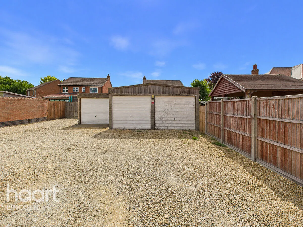 Front Street, Dunston, LN4, photo 18