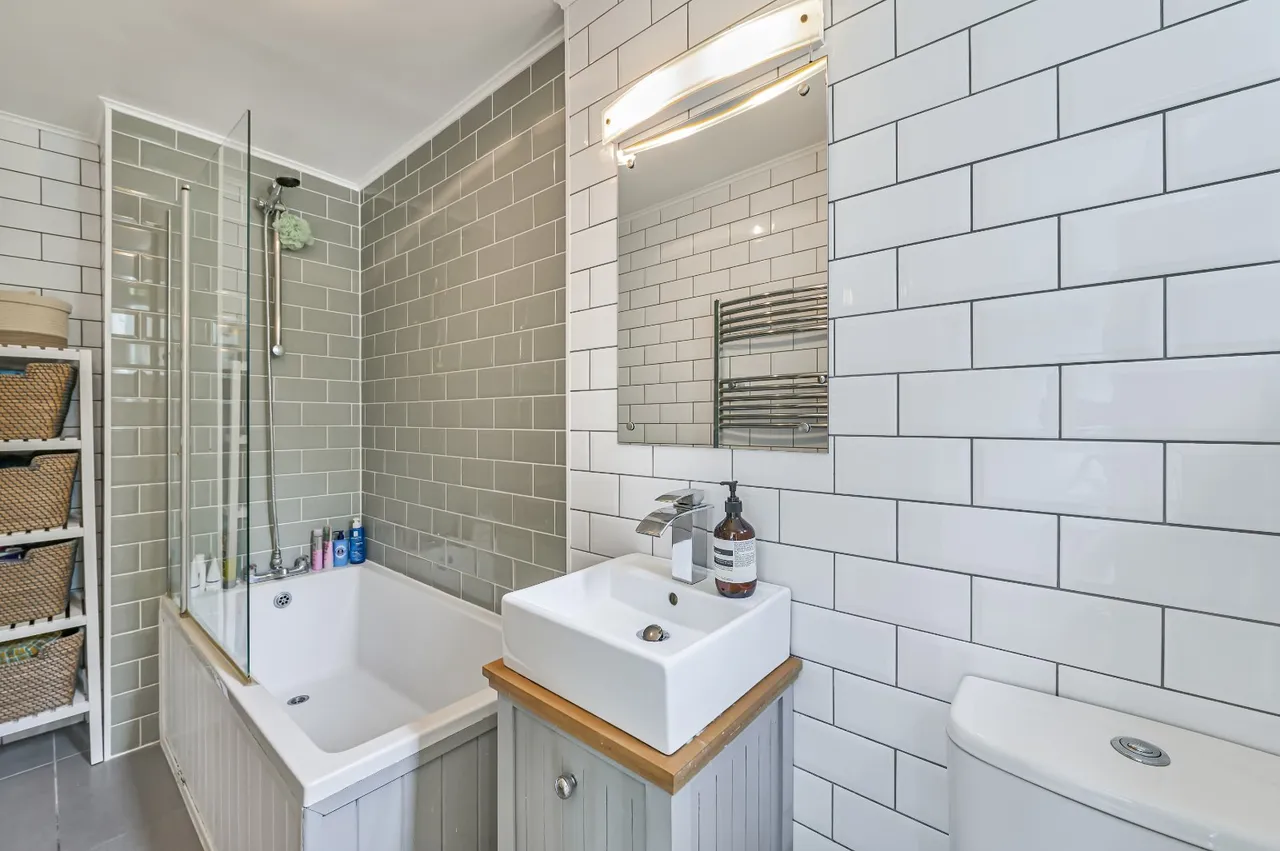 Kingswood Road, Brixton, SW2, photo 6