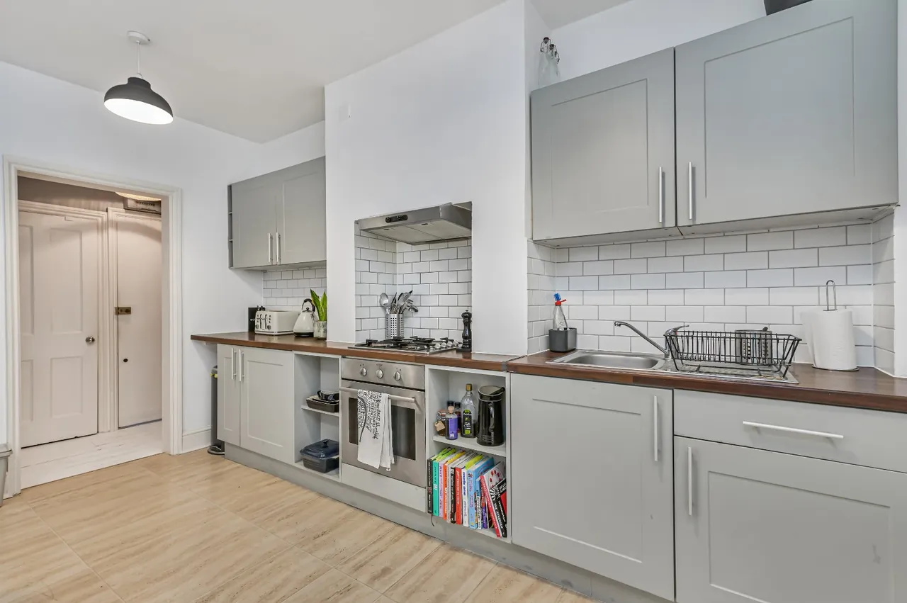 Kingswood Road, Brixton, SW2, photo 10