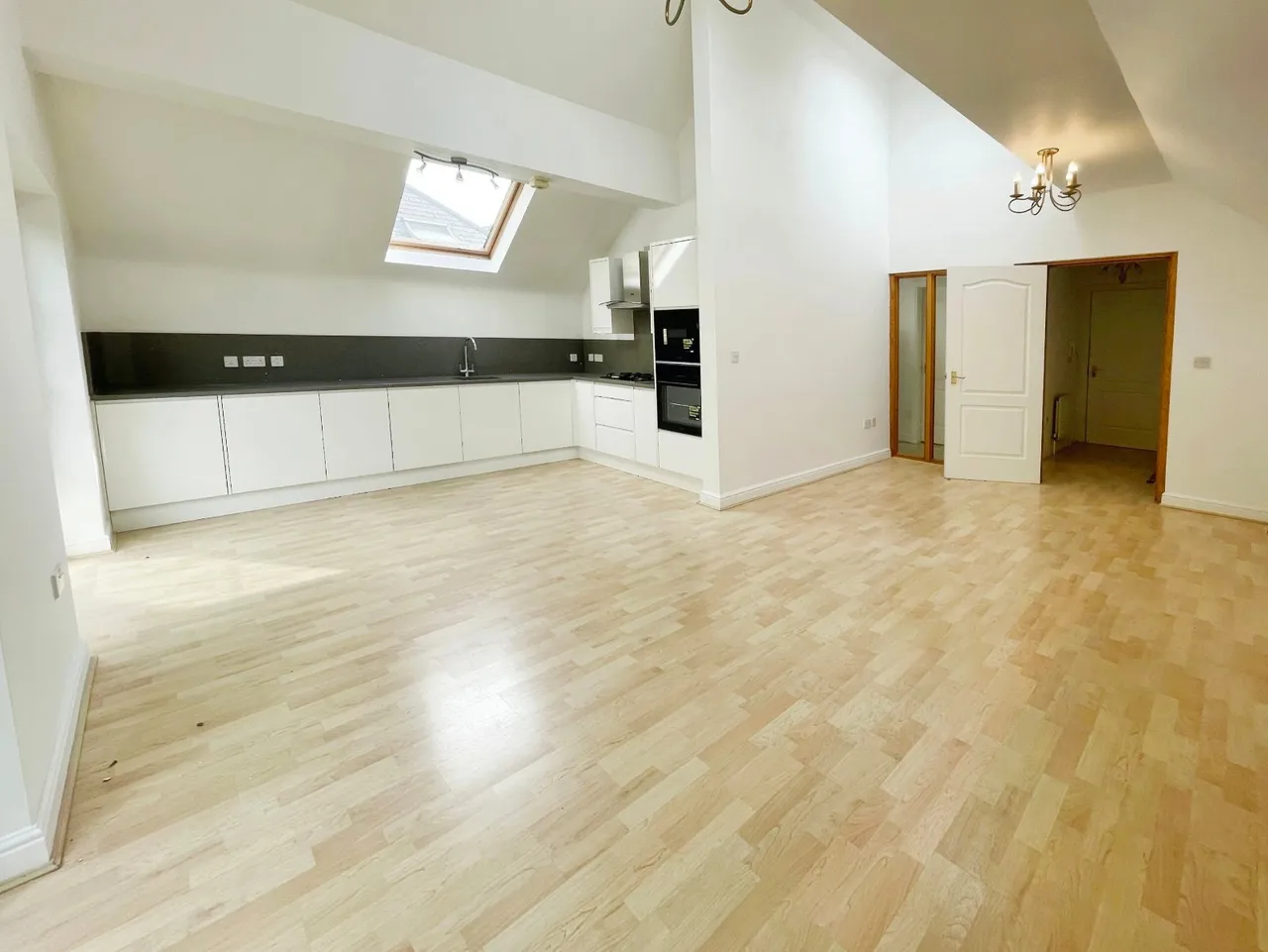 Heath Road, Hale, WA14, photo 5