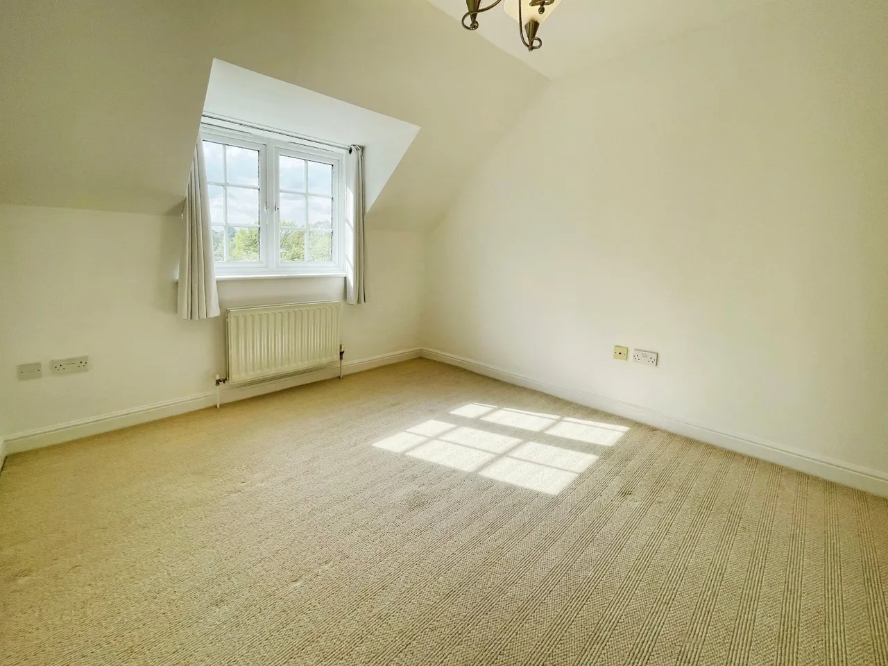 Heath Road, Hale, WA14, photo 12