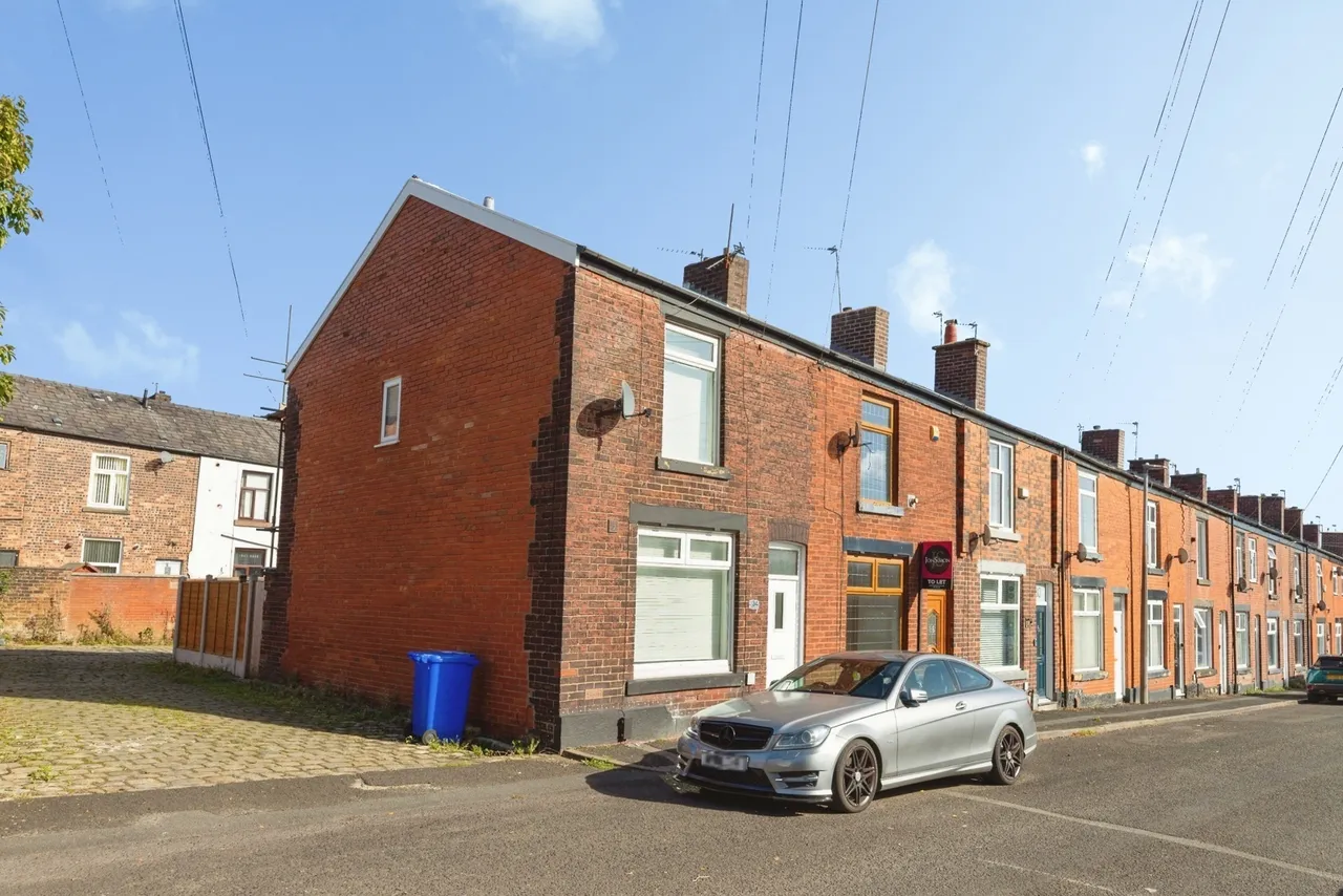 Dean Street, Radcliffe, M26, photo 16