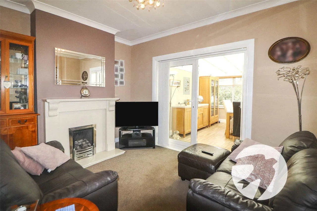 Eversley Avenue, Bexleyheath, DA7, photo 23