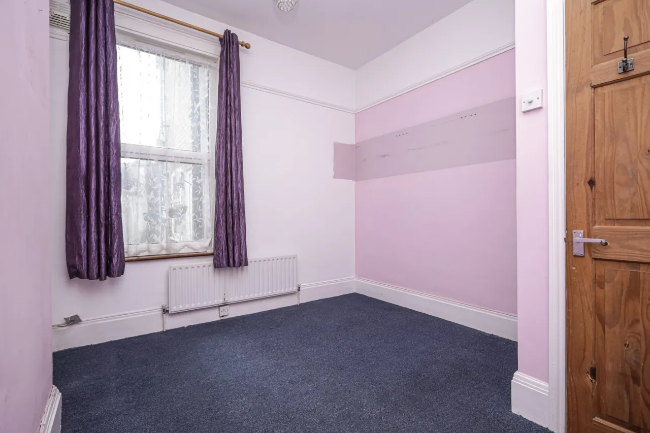 Radnor Park Crescent, Folkestone, CT19, photo 7