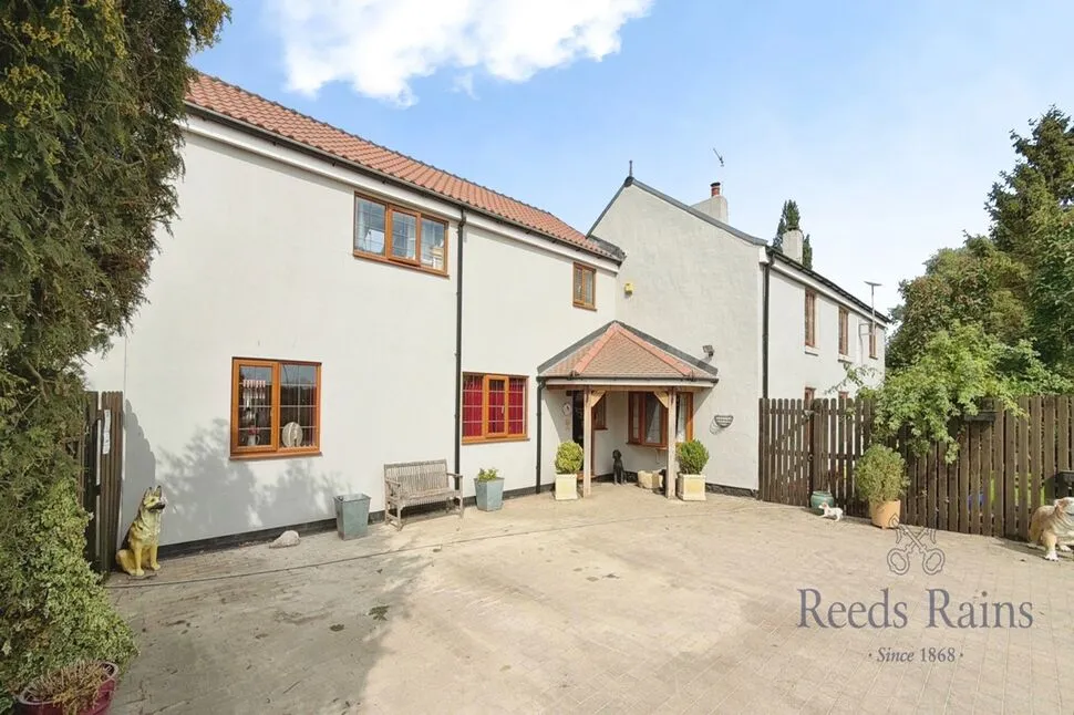 4 bed house for sale, Common Lane, Stubbs Walden, DN6